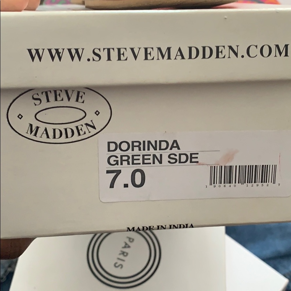 Sandals - Picture 2 of 2